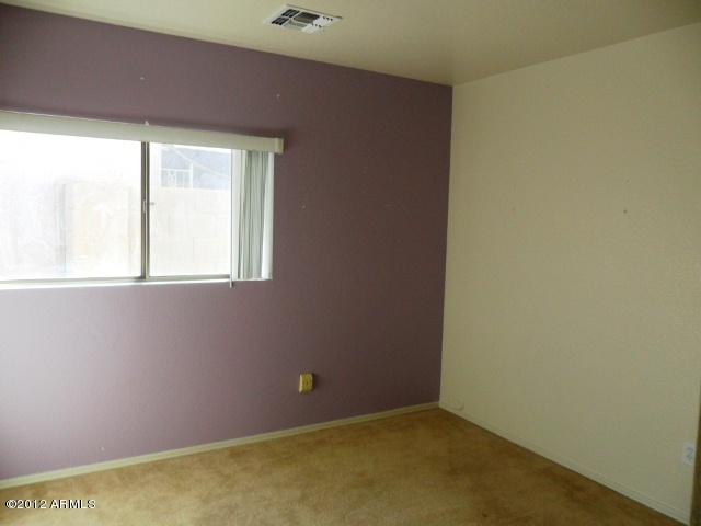 2527 West Romley Road Phoenix, AZ 85041 - Photo 14 of 25 023-317928 - Bedroom