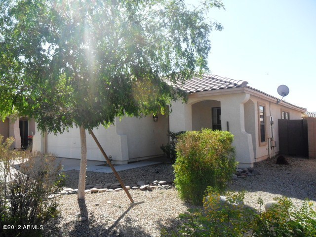 2527 West Romley Road Phoenix, AZ 85041 - Photo 3 of 25 023-317928 - Front 3