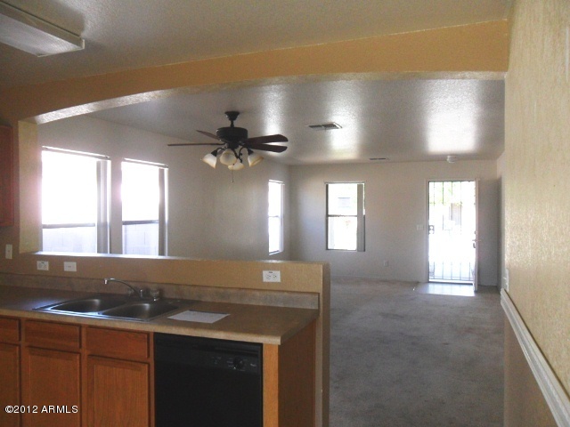 2527 West Romley Road Phoenix, AZ 85041 - Photo 25 of 25 023-317928 - Open Floor Plan