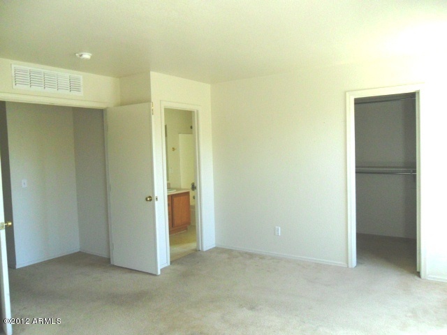 2527 West Romley Road Phoenix, AZ 85041 - Photo 9 of 25 023-317928 - Master
