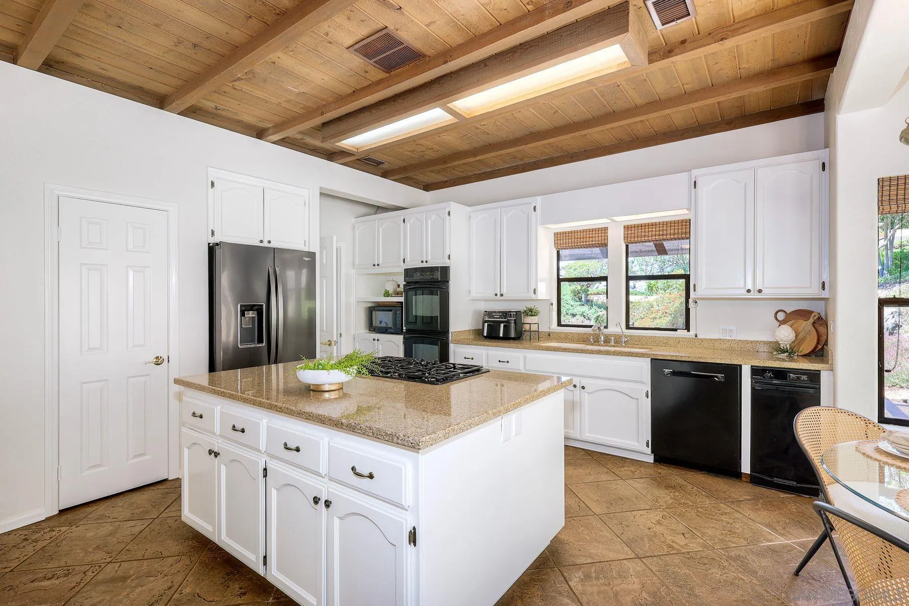 13154 Glen Circle Road Poway, CA 92064 - Photo 17 of 66
