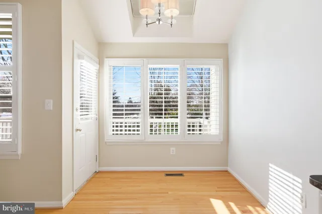 $3,500 | 21369 Sawyer Square, Ashburn, VA 20147