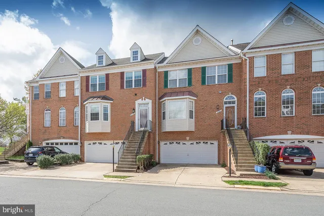 $3,500 | 21369 Sawyer Square, Ashburn, VA 20147