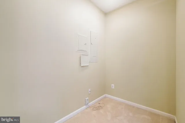 $3,500 | 21369 Sawyer Square, Ashburn, VA 20147