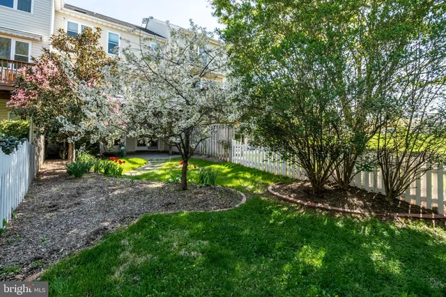 $3,500 | 21369 Sawyer Square, Ashburn, VA 20147