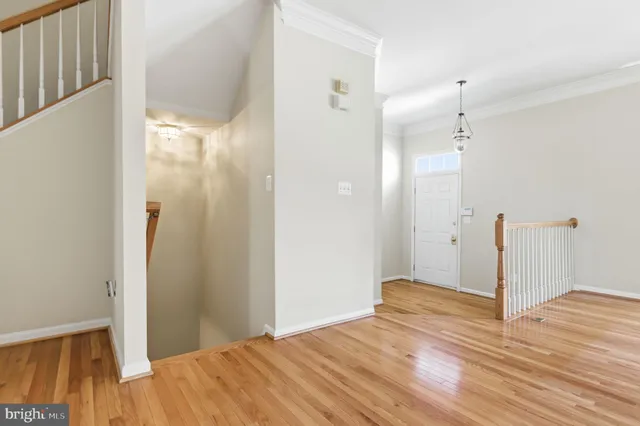 $3,500 | 21369 Sawyer Square, Ashburn, VA 20147