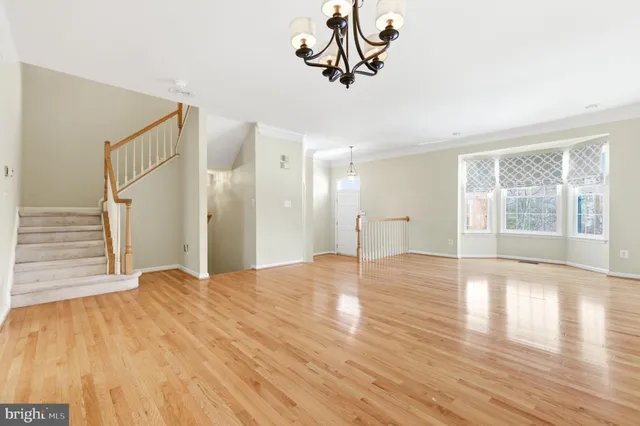 $3,500 | 21369 Sawyer Square, Ashburn, VA 20147