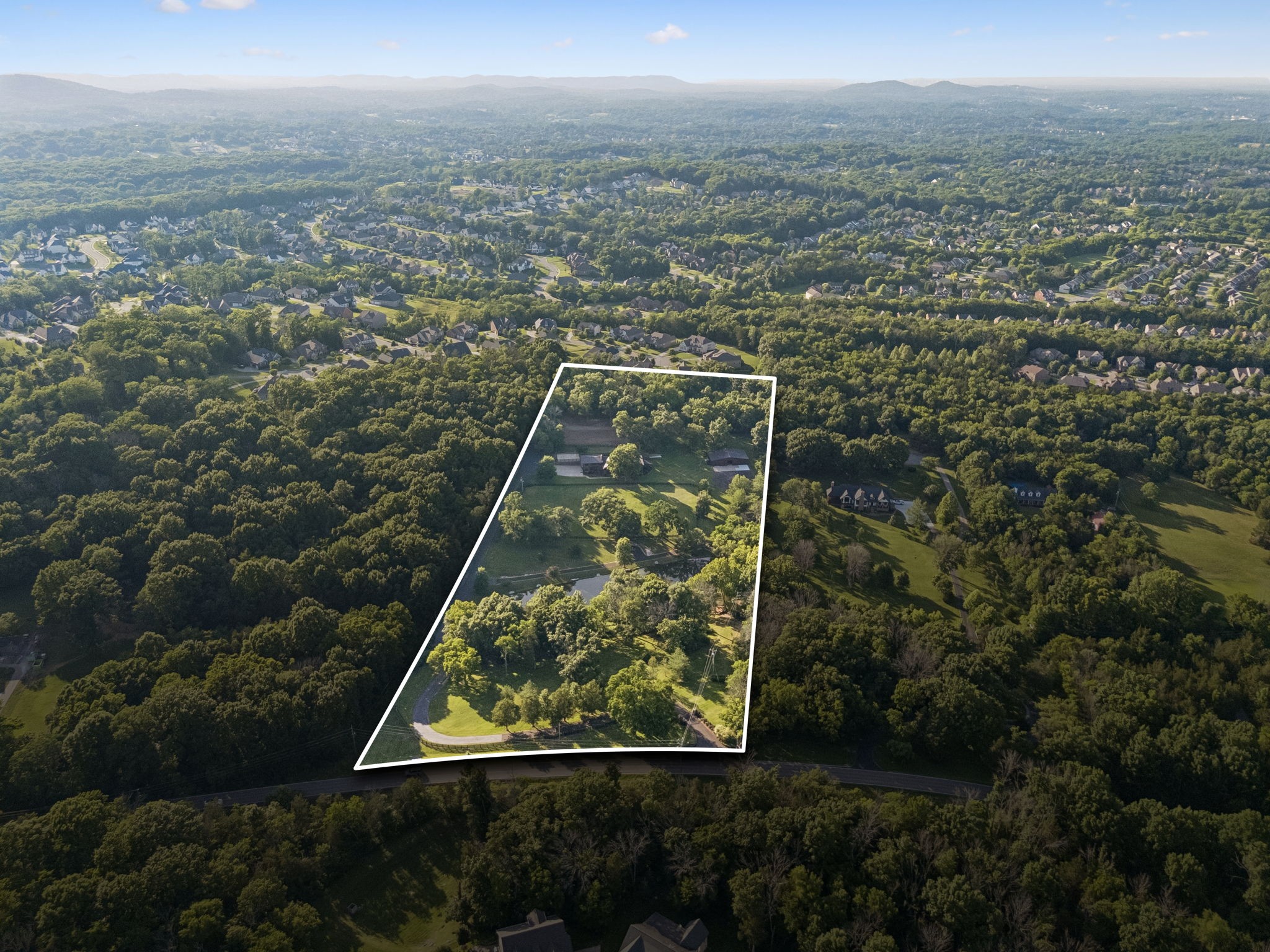 9862 Sam Donald Road Nolensville, TN 37135 - Photo 5 of 91
