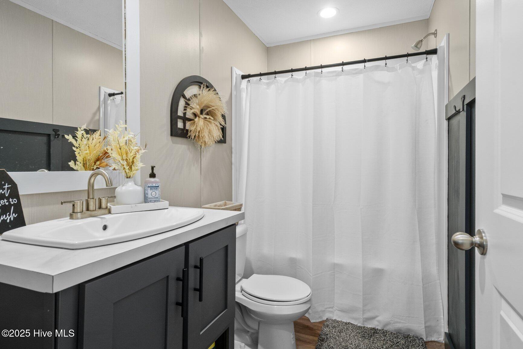 5950 West Mt Road Rocky Mount, NC 27803 - Photo 32 of 36 Full Bathroom # 2