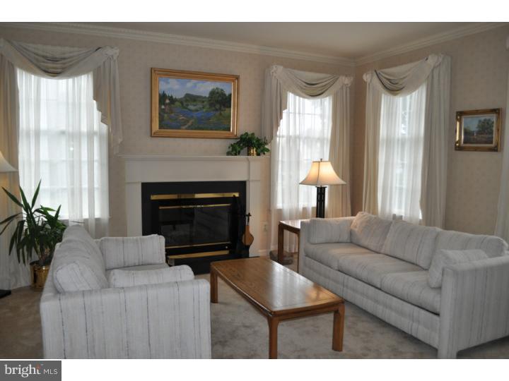 1712 Devonshire Road Dresher, PA 19025 - Photo 4 of 25 Living Room