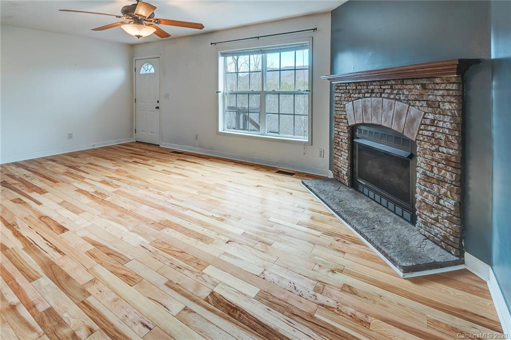 35 Lone Coyote Ridge Fletcher, NC 28732 - Photo 3 of 26 Gallery Image 3