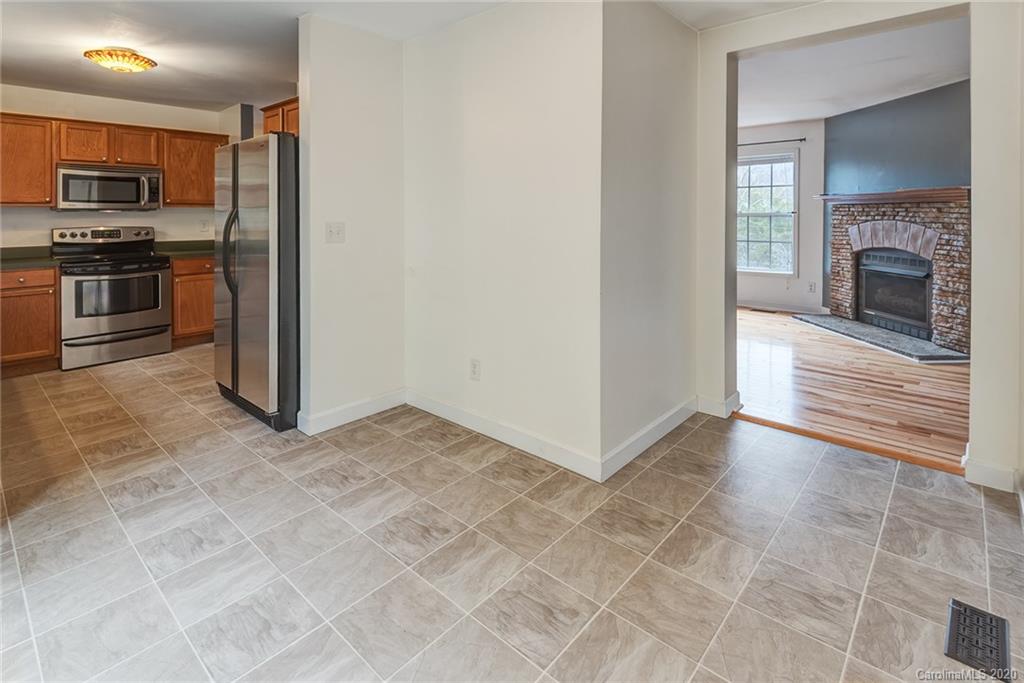 35 Lone Coyote Ridge Fletcher, NC 28732 - Photo 7 of 26 Gallery Image 7