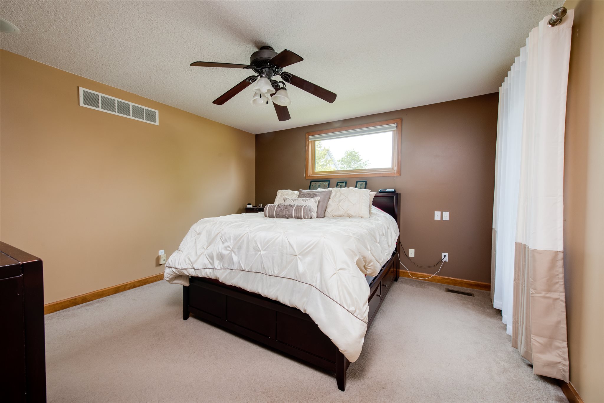 424 Ridge Court Ossian, IN 46777 - Photo 13 of 34 Gallery Image 13