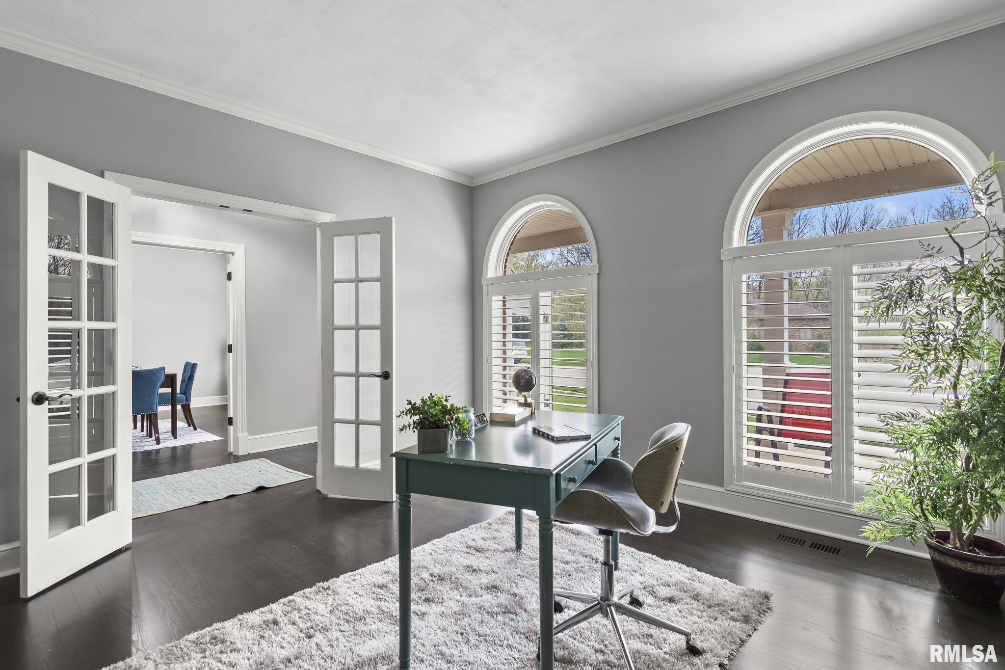 804 Fairfax Court Springfield, IL 62702 - Photo 17 of 71 Gallery Image 17
