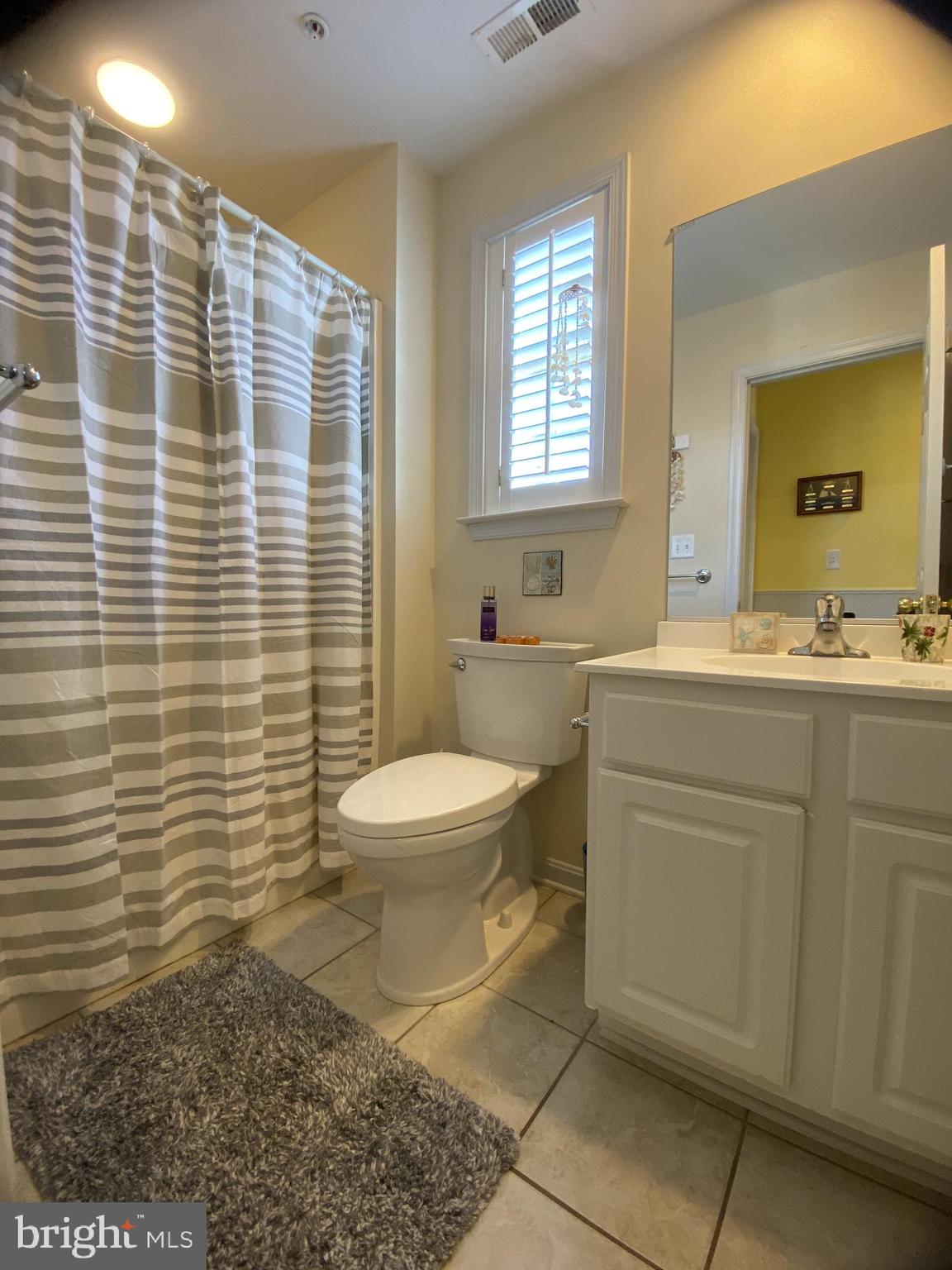 617 Salt Spray Road, Unit 6 Ocean City, MD 21842 - Photo 40 of 43 Full Bathroom 2