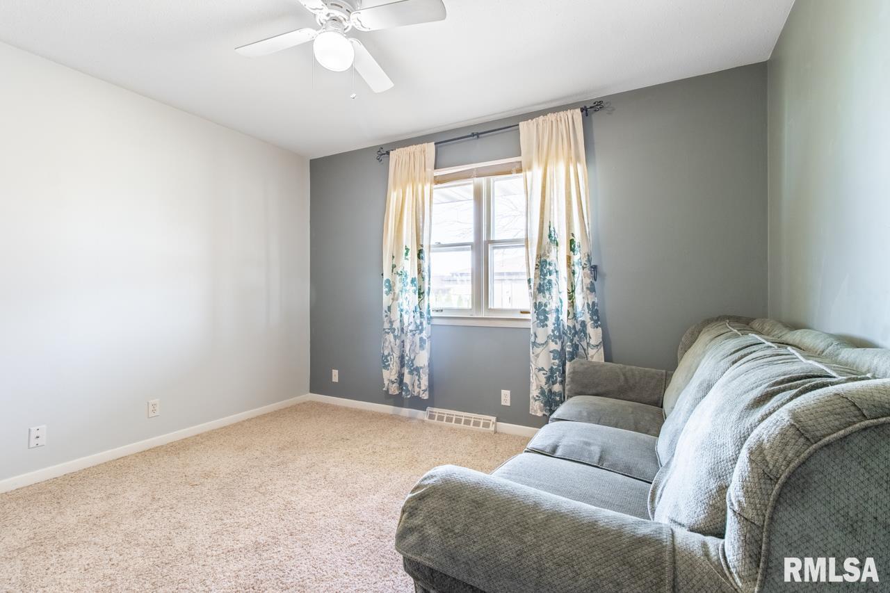 1208 Kingsbury Road Washington, IL 61571 - Photo 32 of 36 Gallery Image 32