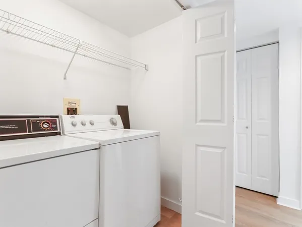 $3,650 | 183 Oak Street, Unit 304, Newton, MA 02464