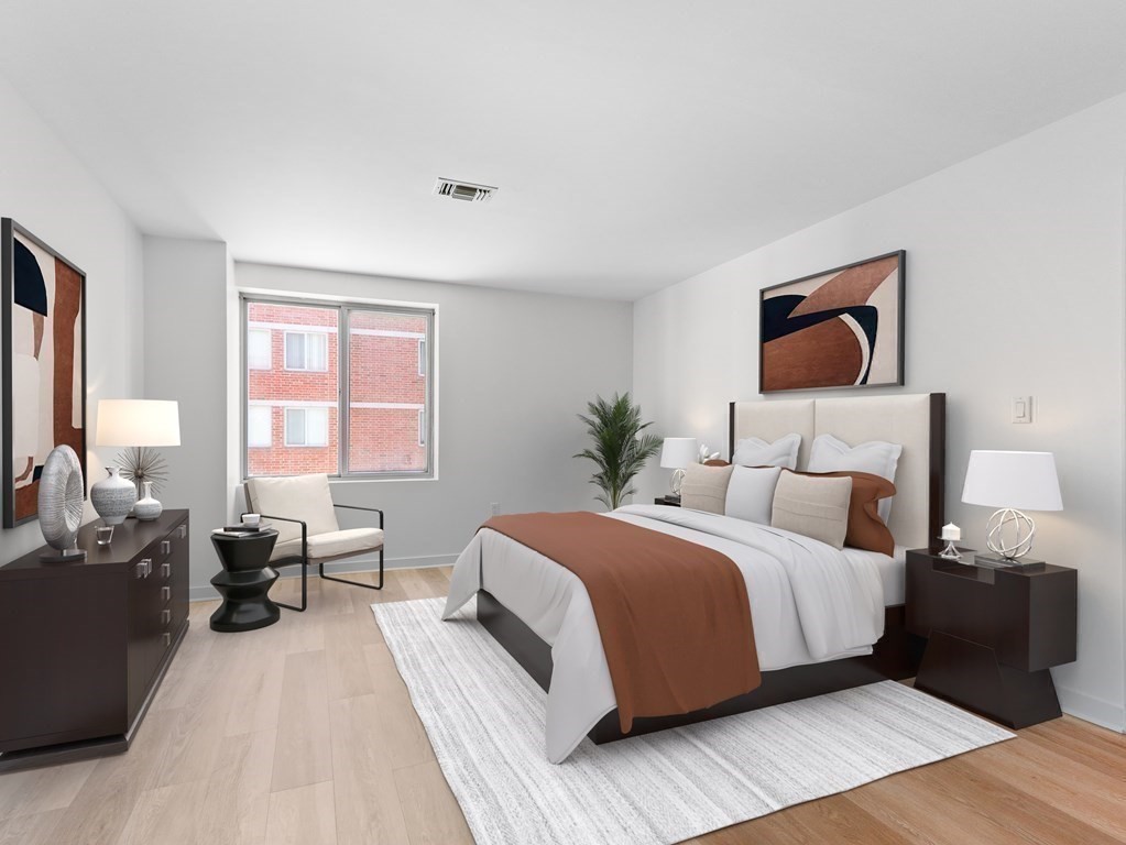183 Oak Street, Unit 304 Newton, MA 02464 - Photo 8 of 24