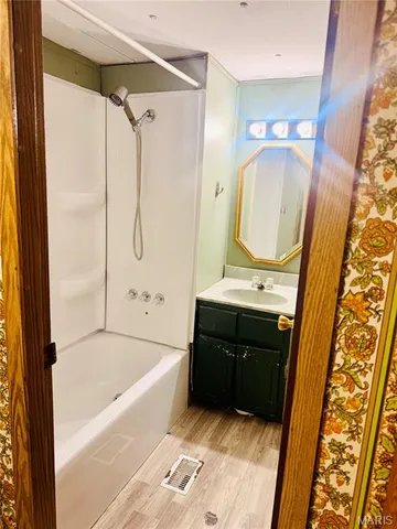 $105,000 | 135 East Main Street, Whitewater, MO 63785