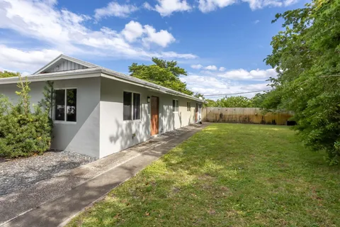 a front view of house with yard