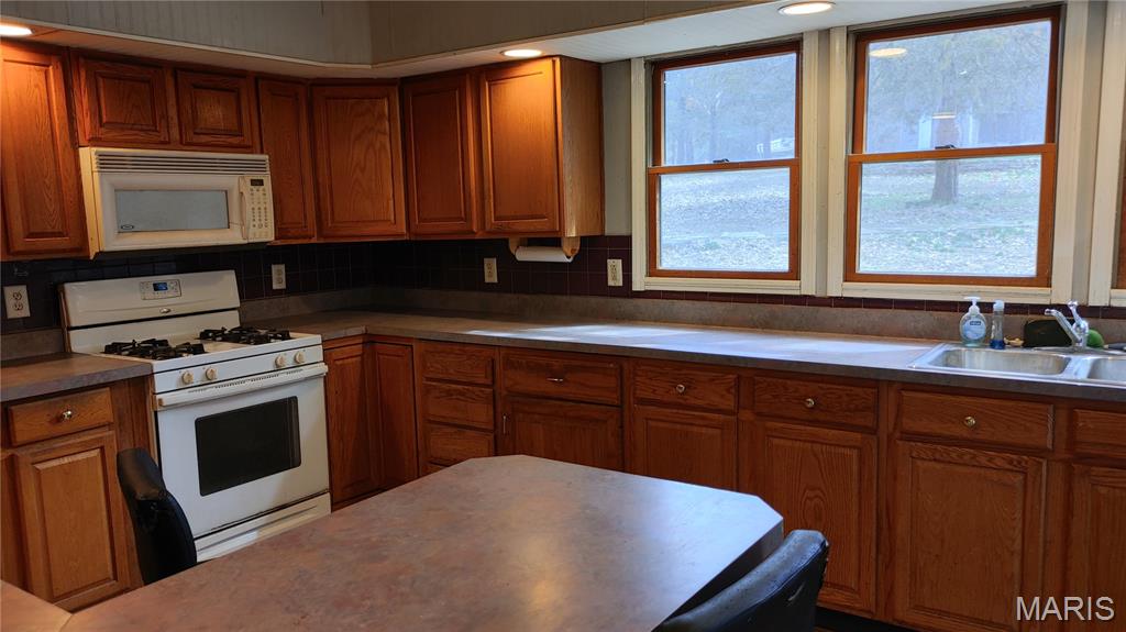 4828 Whitehead Road Hillsboro, MO 63050 - Photo 10 of 46