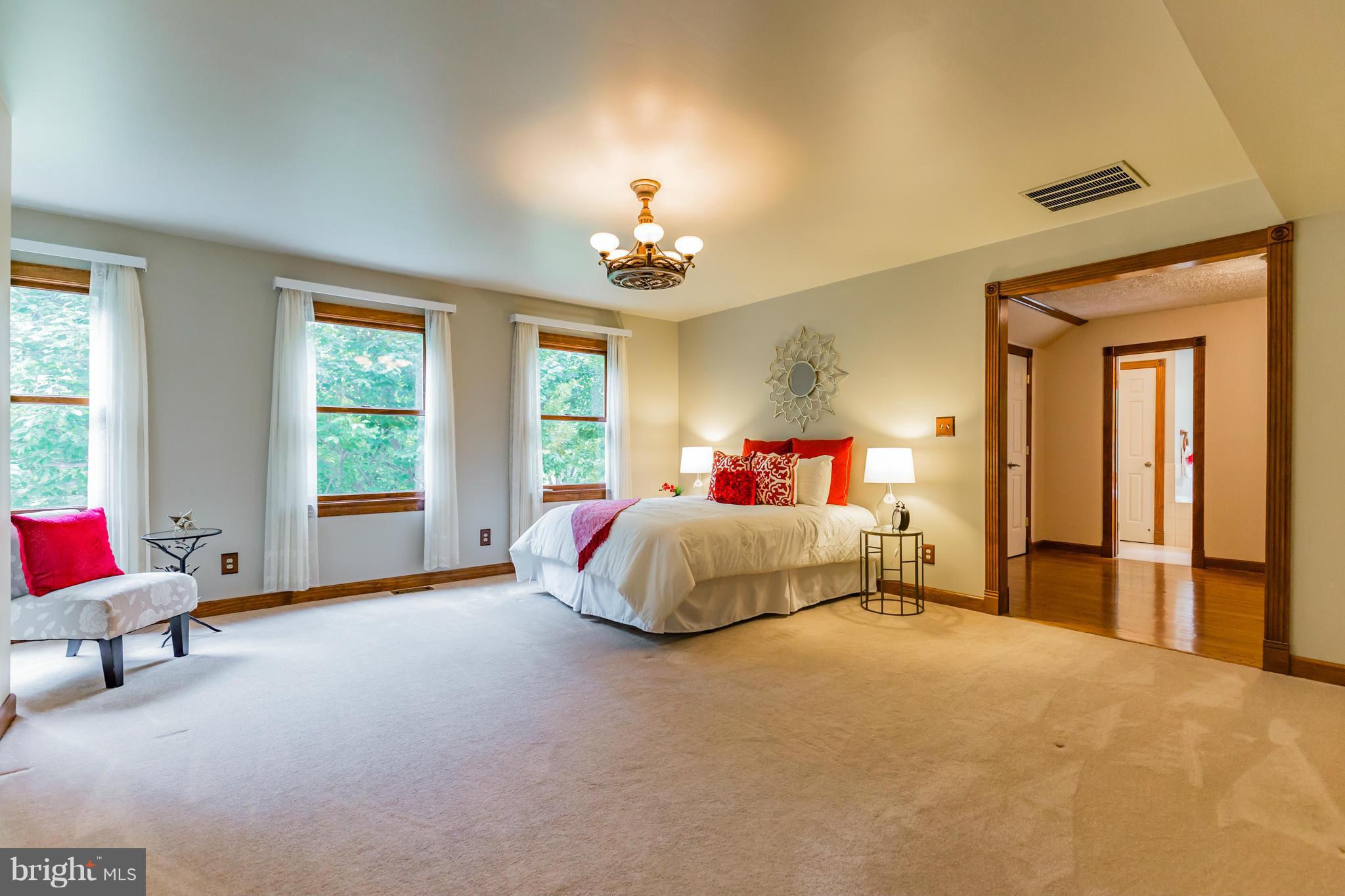 1808 Hatfield Road Huntingtown, MD 20639 - Photo 8 of 30 HUGE Master Suite with Brand New Carpet
