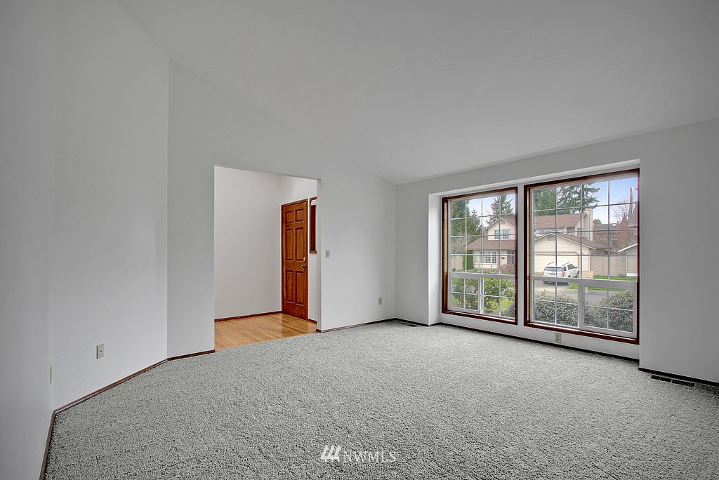 13309 Southeast 196th Street Renton, WA 98058 - Photo 12 of 19 Gallery Image 12