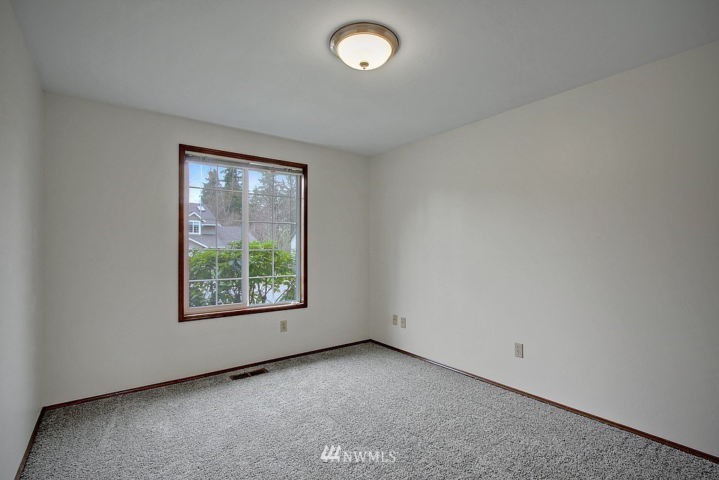 13309 Southeast 196th Street Renton, WA 98058 - Photo 15 of 19 Gallery Image 15