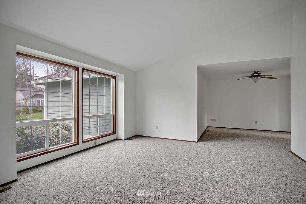 13309 Southeast 196th Street Renton, WA 98058 - Photo 8 of 19 Gallery Image 8
