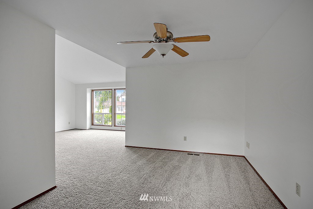13309 Southeast 196th Street Renton, WA 98058 - Photo 10 of 19 Gallery Image 10
