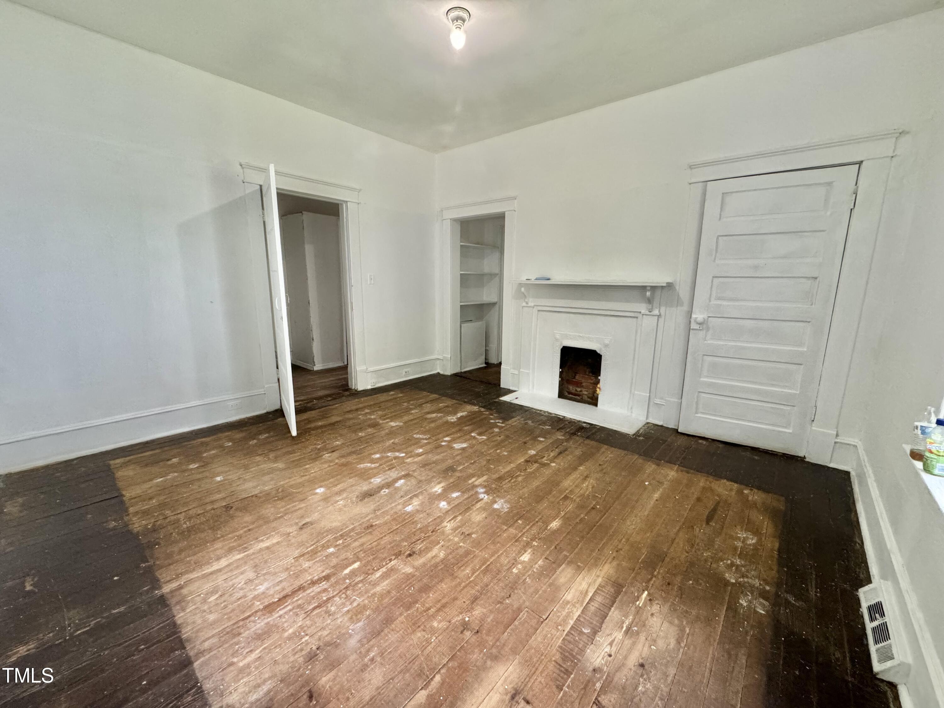 110 Park Street Roxboro, NC 27573 - Photo 6 of 11 IMG_6704