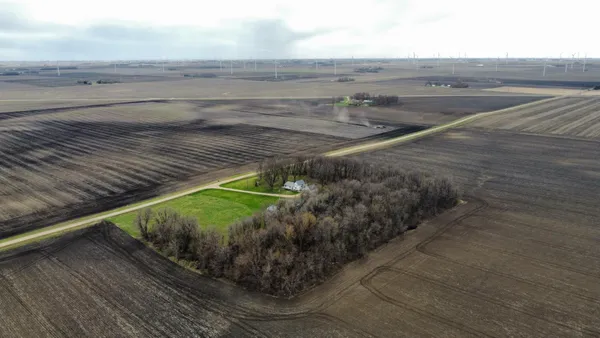 $324,500 | 25782 180th Street, Reading, MN 56165