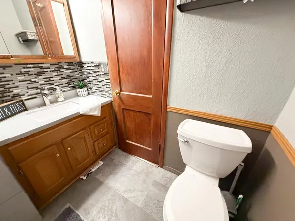 $324,500 | 25782 180th Street, Reading, MN 56165