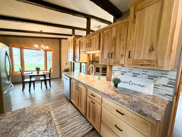 $324,500 | 25782 180th Street, Reading, MN 56165