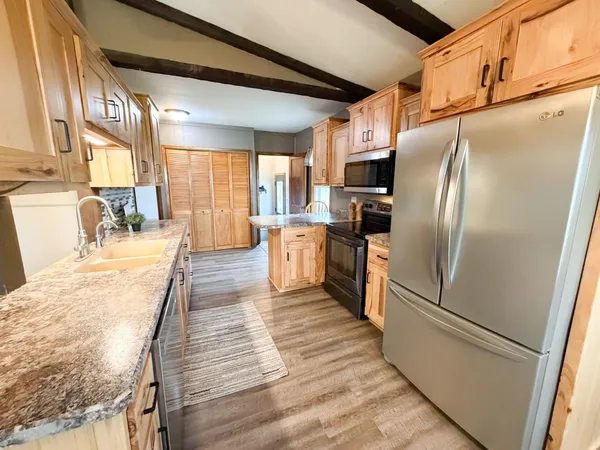 $324,500 | 25782 180th Street, Reading, MN 56165