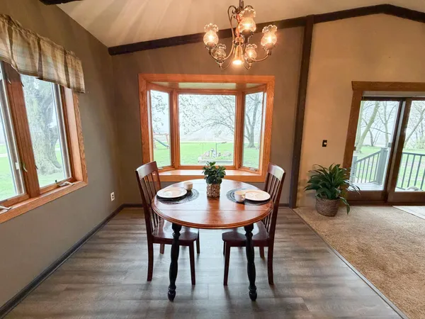 $324,500 | 25782 180th Street, Reading, MN 56165