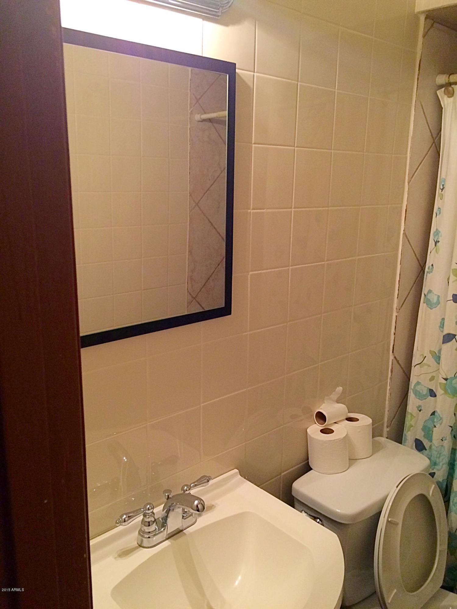 8235 West Piccadilly Road Phoenix, AZ 85033 - Photo 11 of 14 GetFileAttachment (12)