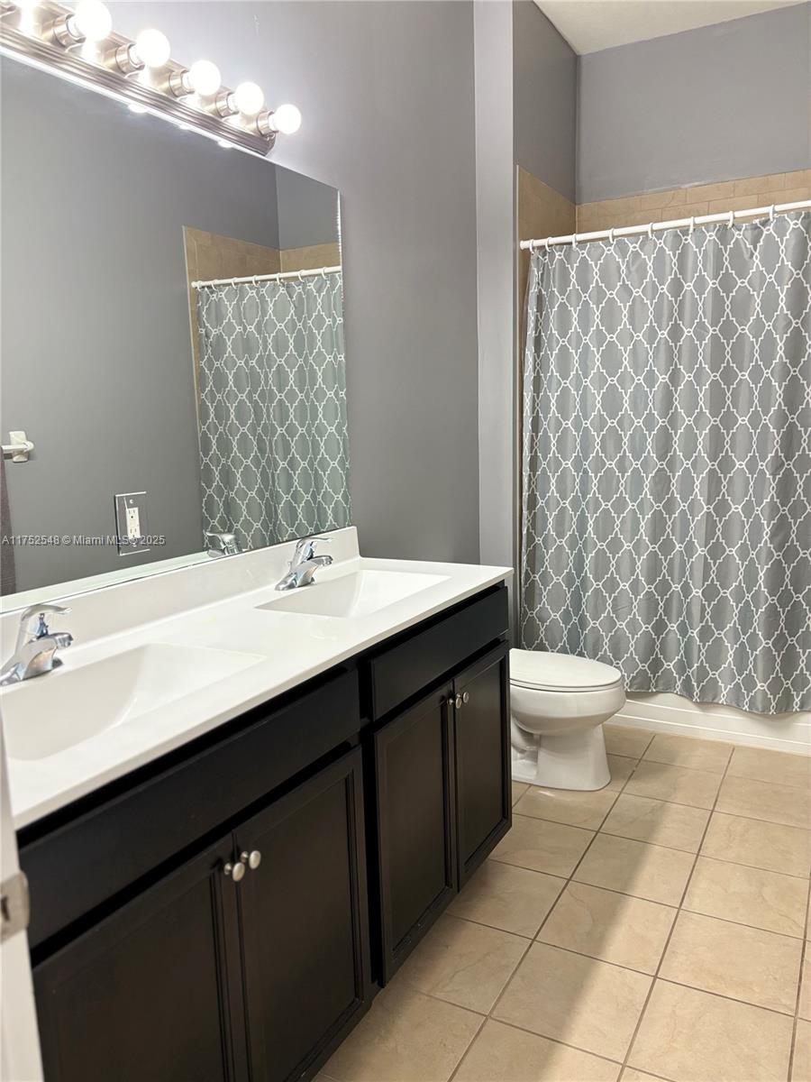 3517 Southeast 4th Street Homestead, FL 33033 - Photo 20 of 44