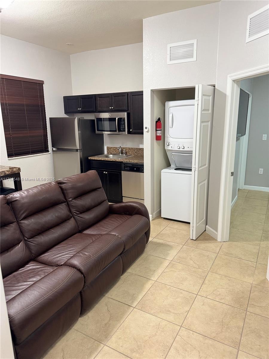 3517 Southeast 4th Street Homestead, FL 33033 - Photo 30 of 44