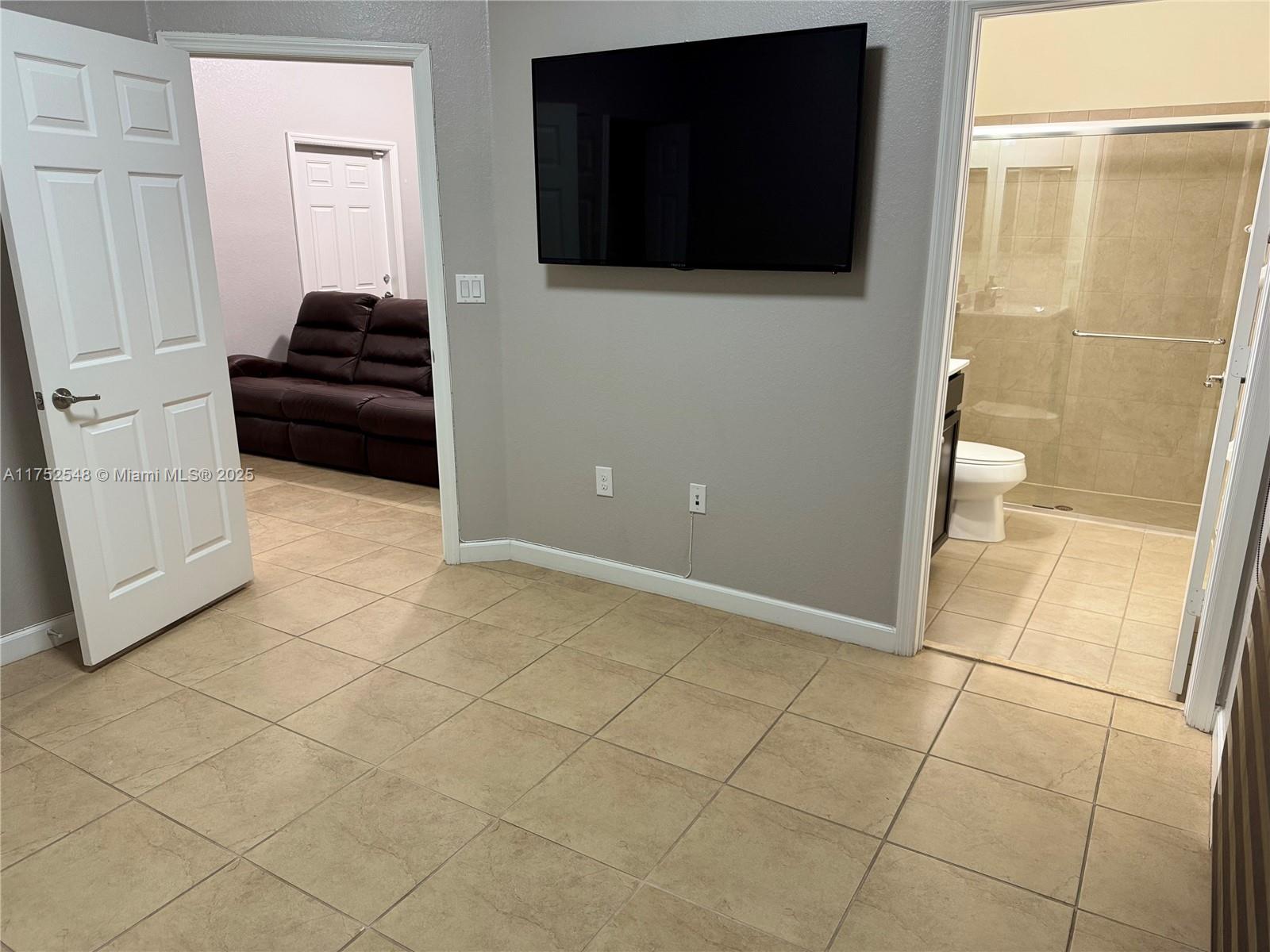 3517 Southeast 4th Street Homestead, FL 33033 - Photo 31 of 44