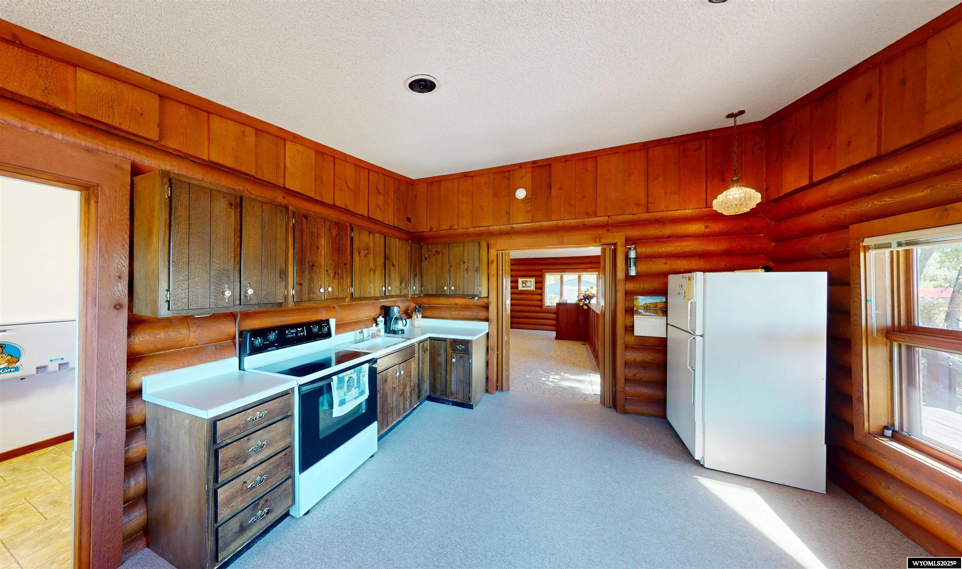 1430 Riverview Road Riverton, WY 82501 - Photo 13 of 49