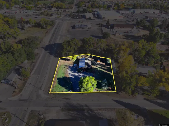 $347,500 | 1430 Riverview Road, Riverton, WY 82501