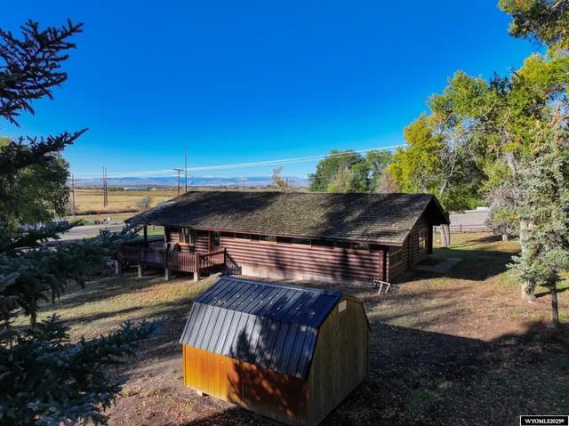 $347,500 | 1430 Riverview Road, Riverton, WY 82501