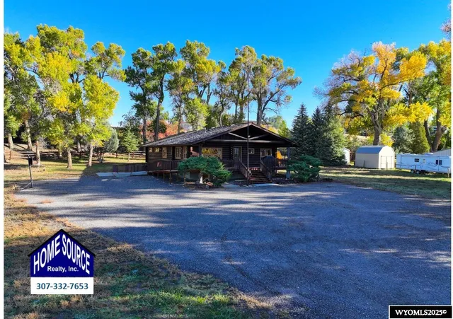 $347,500 | 1430 Riverview Road, Riverton, WY 82501