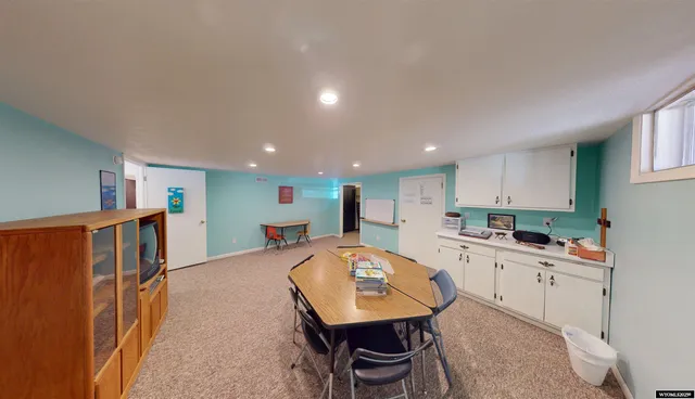 $347,500 | 1430 Riverview Road, Riverton, WY 82501