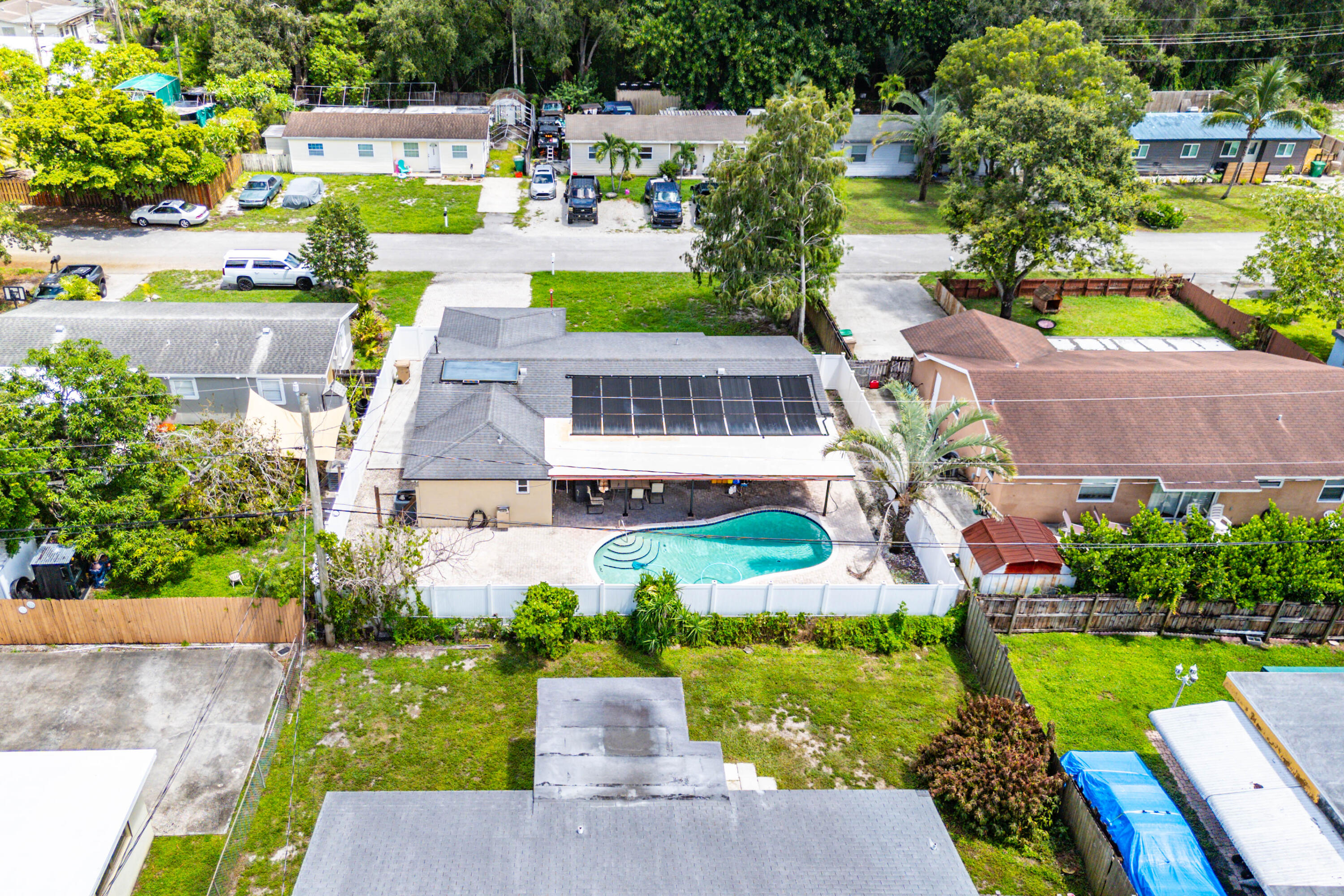 5811 Southwest 53rd Terrace Davie, FL 33314 - Photo 26 of 31 an aerial view of a house with garden space and street view