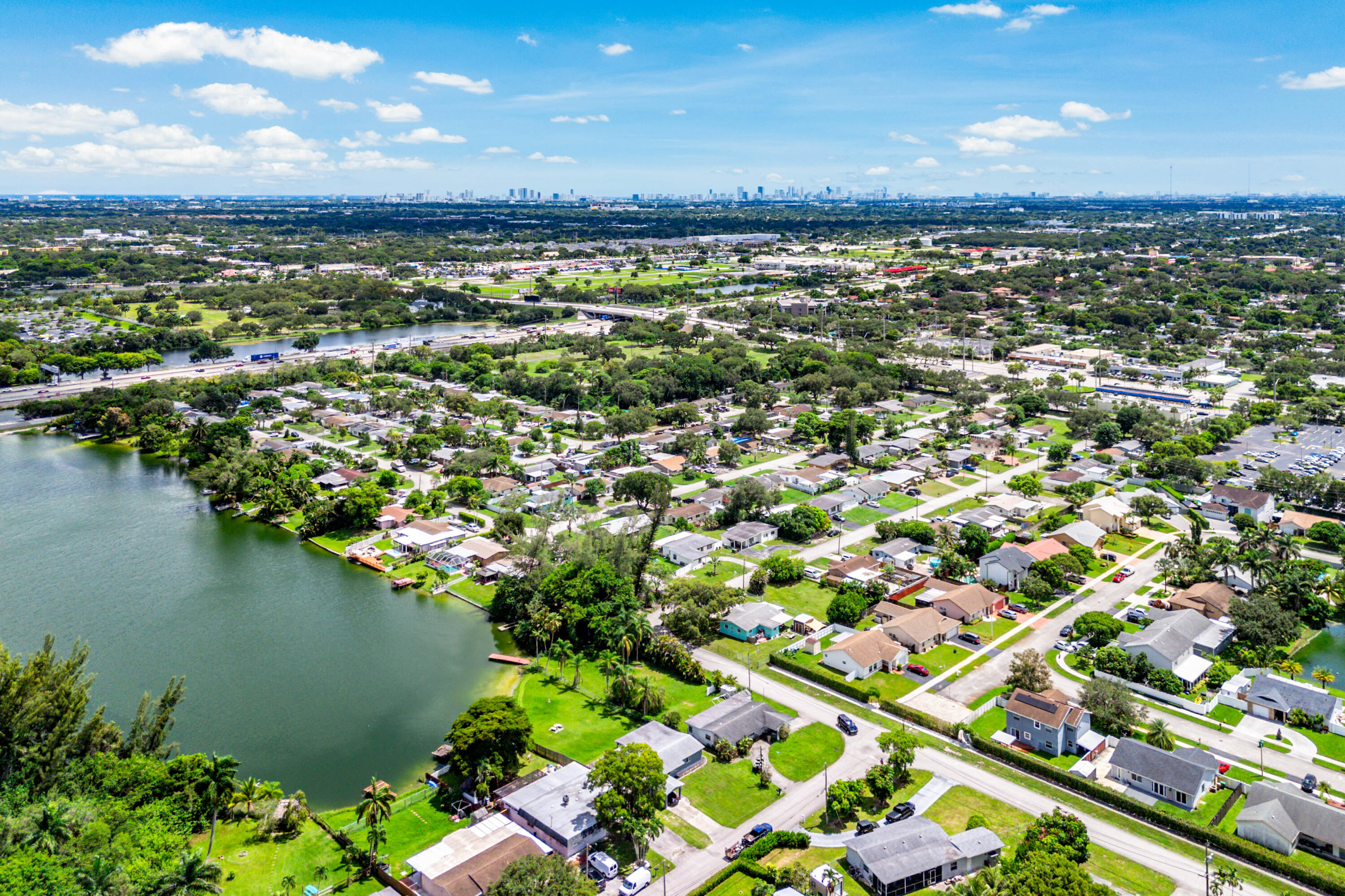 5811 Southwest 53rd Terrace Davie, FL 33314 - Photo 30 of 31 view of a city
