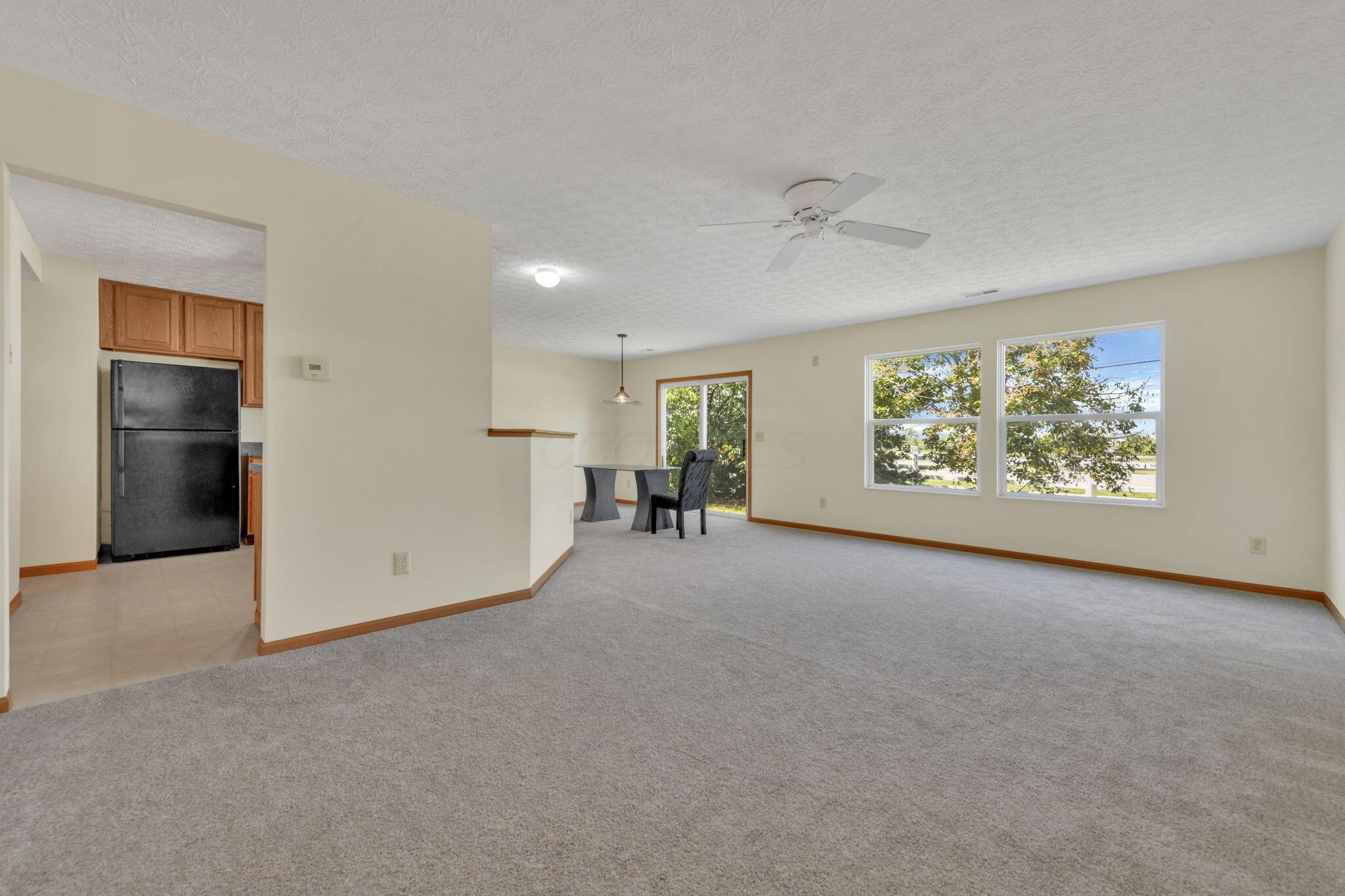 2117 Ripple Road Hilliard, OH 43026 - Photo 3 of 37 2-web-or-mls-DSC_4947