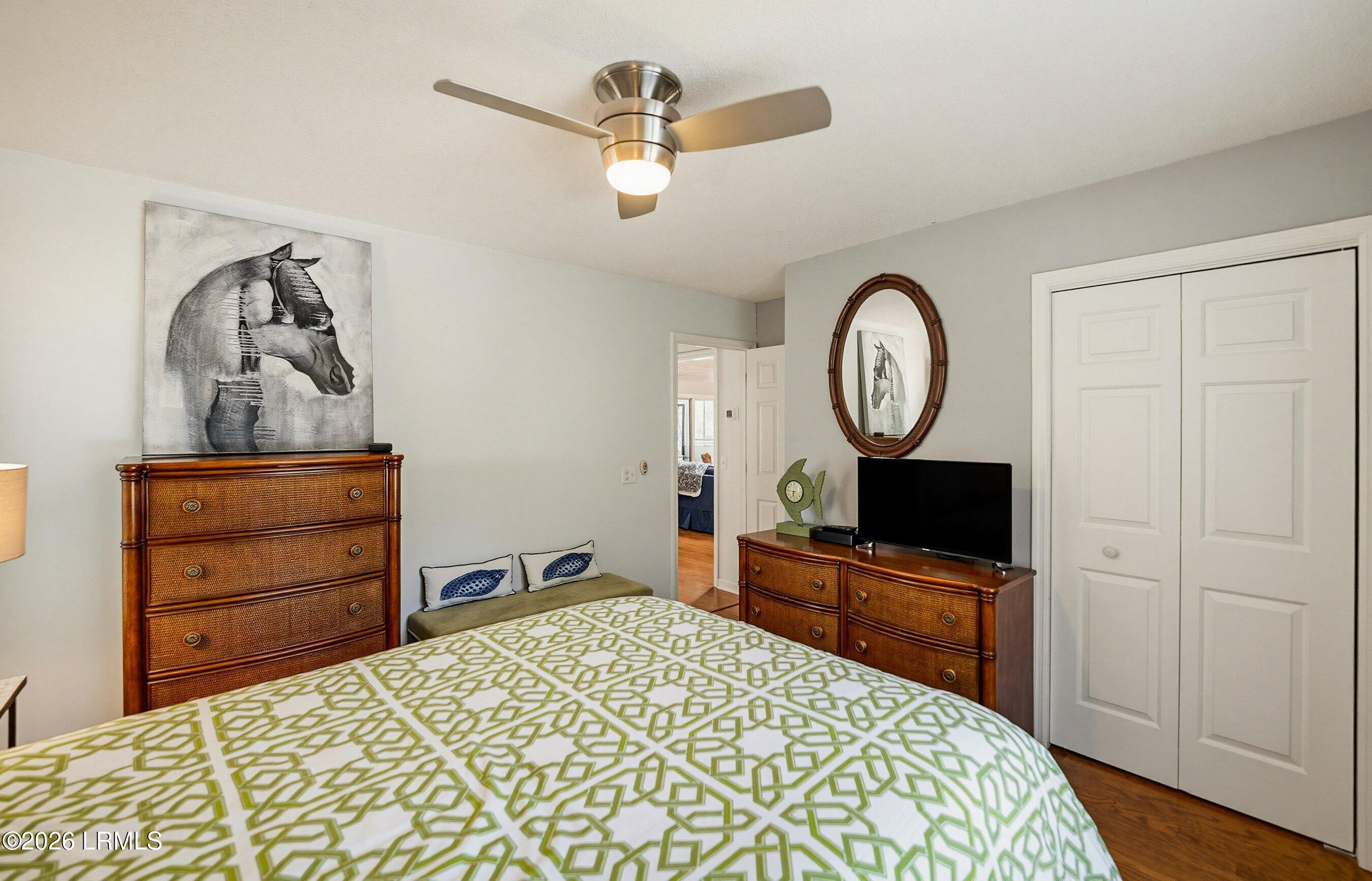 703 Seahorse Road Fripp Island, SC 29920 - Photo 23 of 51 Guest bedroom