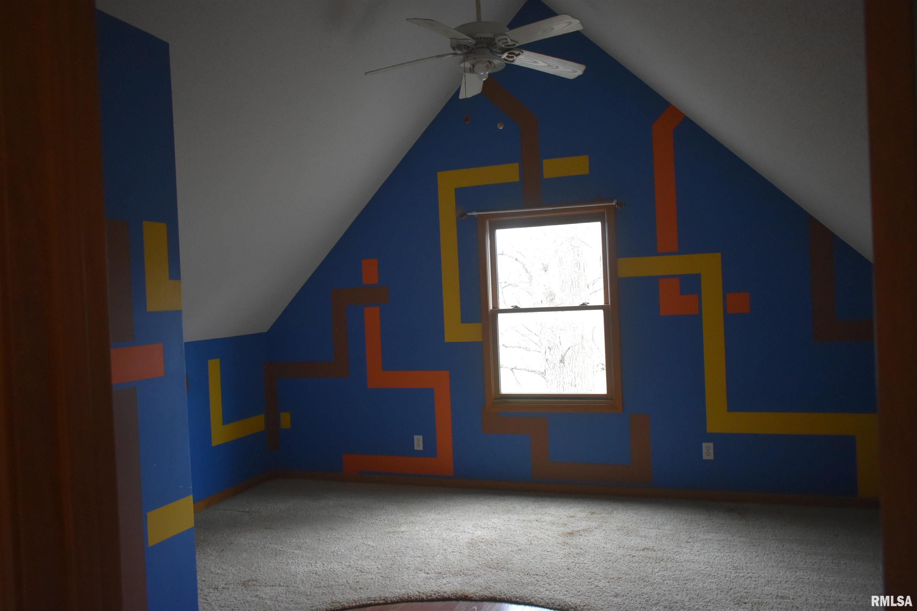 8902 Vfw Road Worden, IL 62097 - Photo 11 of 43